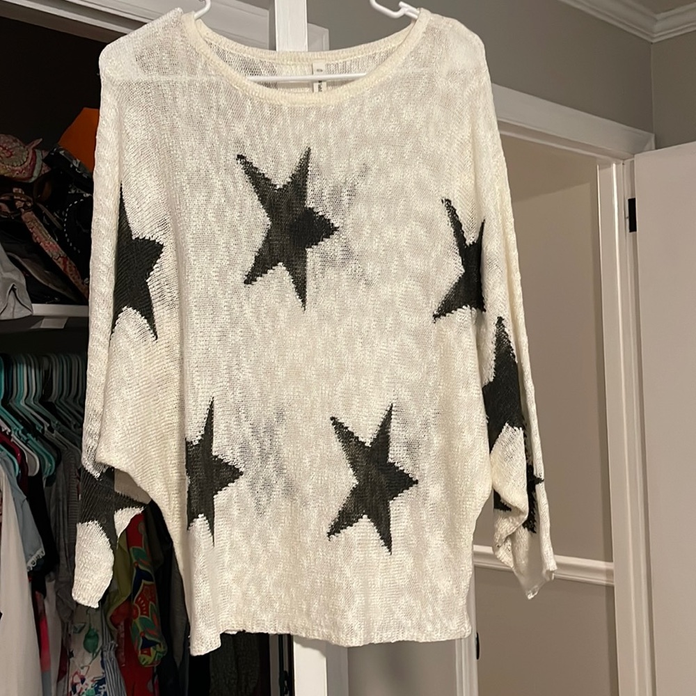 Boutique star sweater size s/m. Worn twice